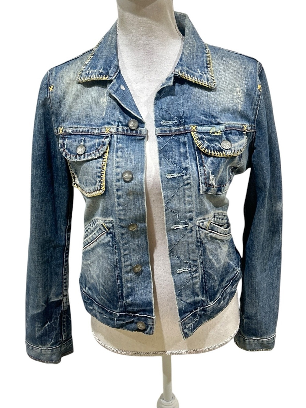 Blue cult distressed Blue Denim Jean Jacket Overstitching size small